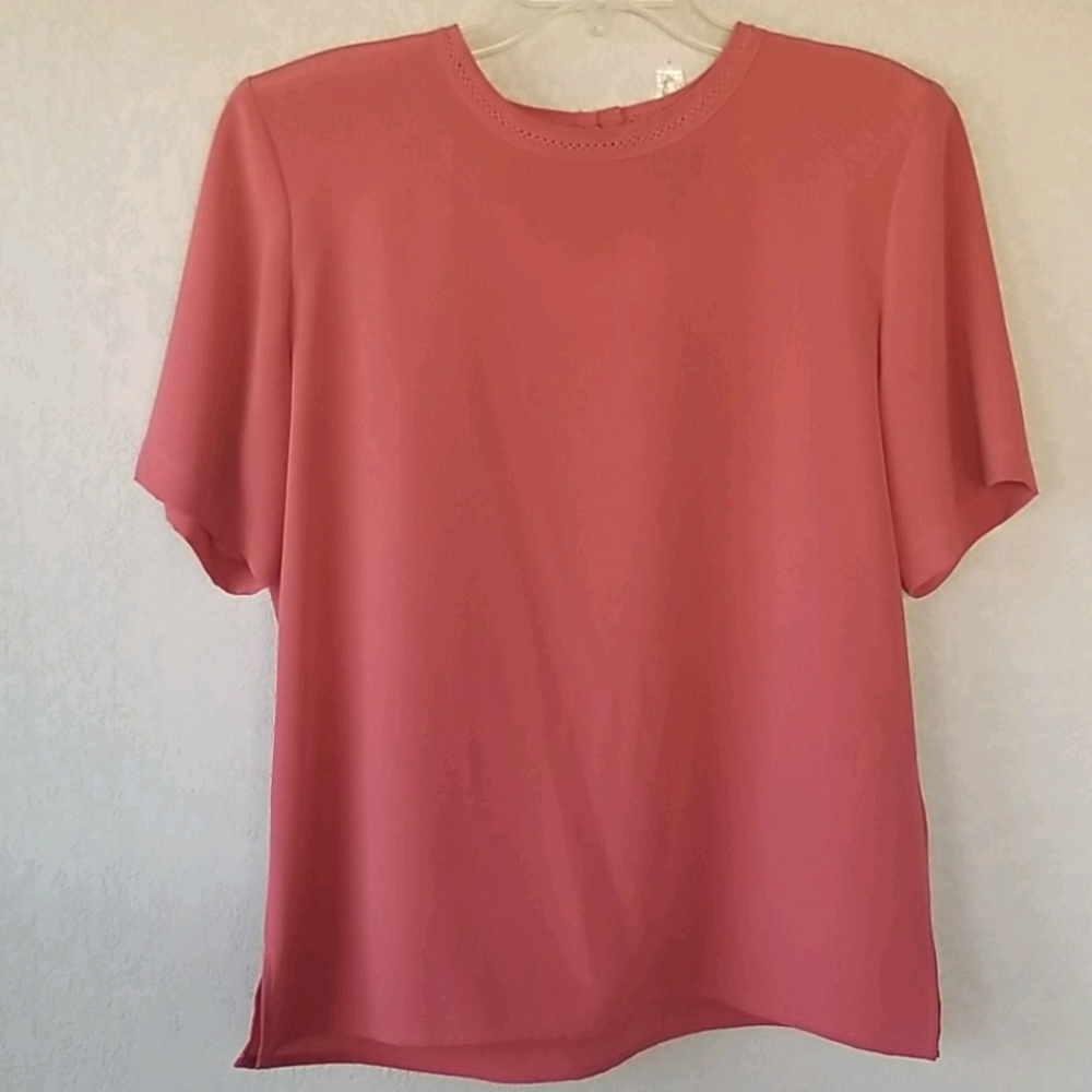 Women's Top